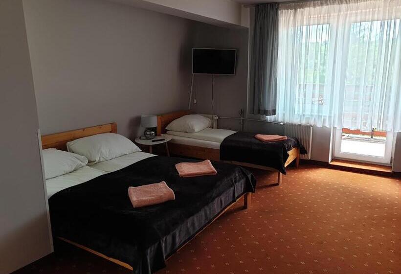 חדר דלוקס לארבעה, Pensjonat Markus