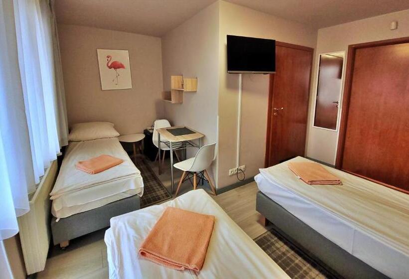 חדר סטנדרט לשלושה, Pensjonat Markus