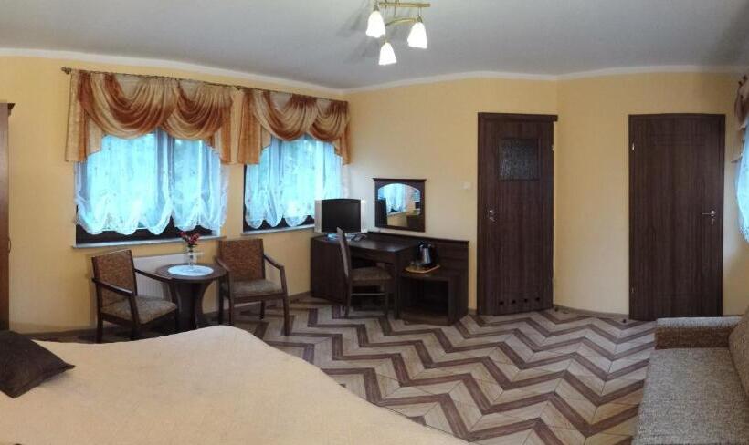 اتاق خانوادگی, Pokoje Gościnne Akacja