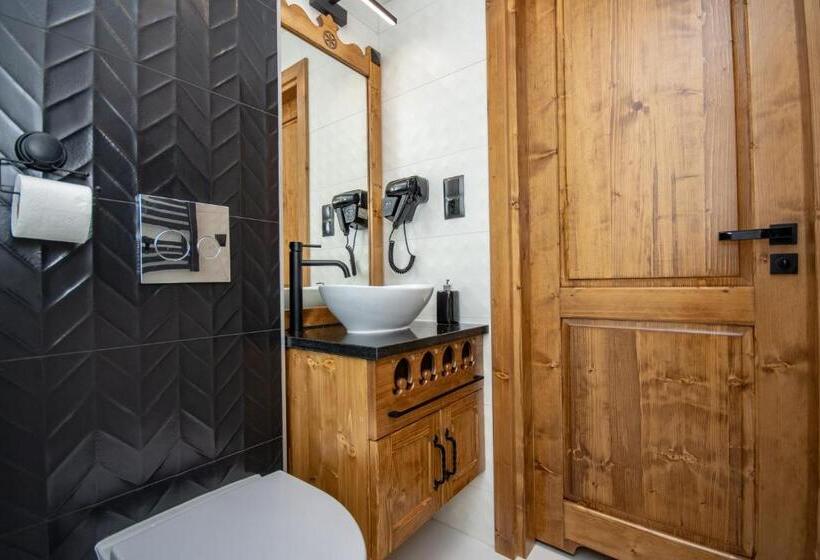 غرفة ديلوكس ثلاثية, Pokoje Gościnne Zosia