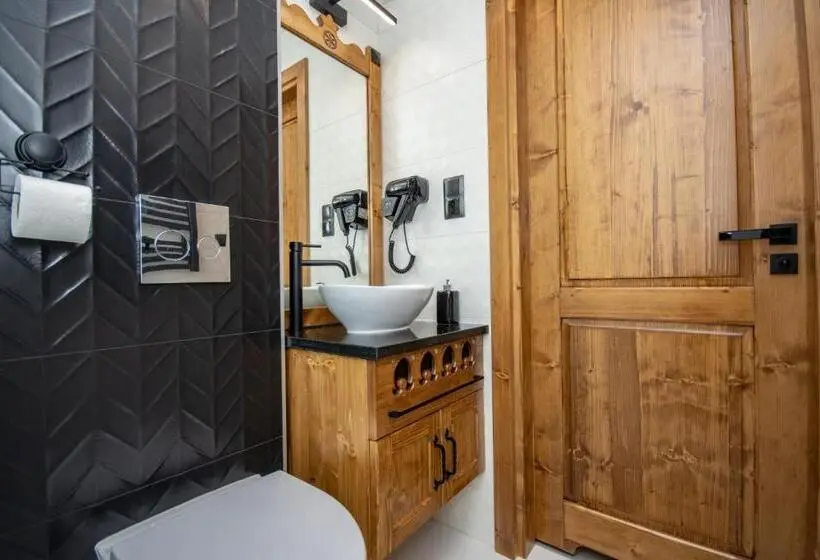 Deluxe Kolmen Hengen Huone, Pokoje Gościnne Zosia