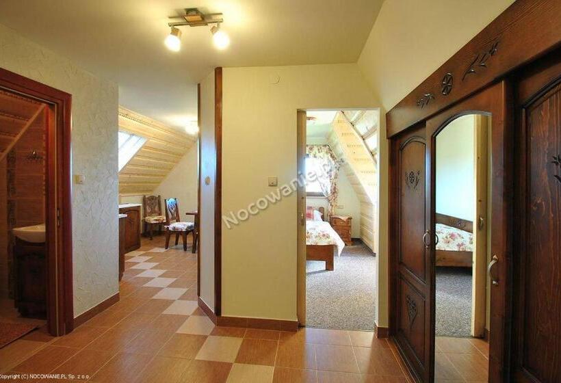 شقة ديلوكس غرفة واحدة, Pokoje Gościnne Zosia