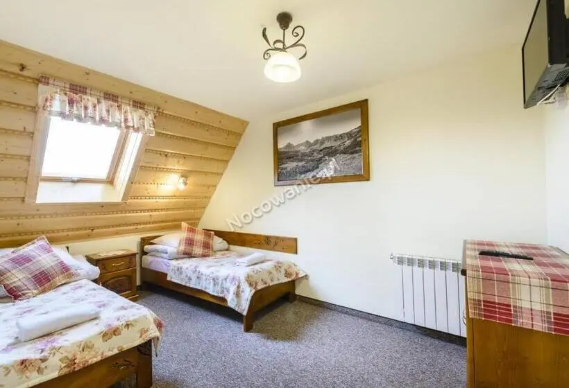 Deluxe-huoneisto 1 Makuuhuone, Pokoje Gościnne Zosia