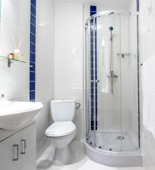 キングサイドベッドのスタンダードワンルーム, Rezydencja Na Wzgórzu