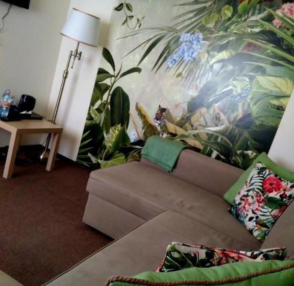 キングサイドベッドのスタンダードワンルーム, Rezydencja Na Wzgórzu