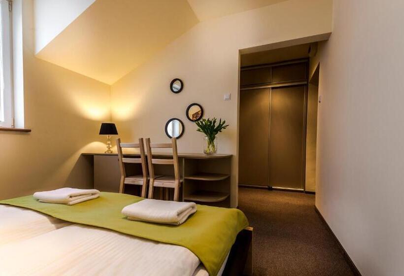 スーペリアールーム, Rezydencja Na Wzgórzu