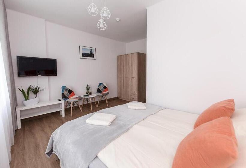 اتاق سوپریور با تخت بزرگ, Willa Biały Domek