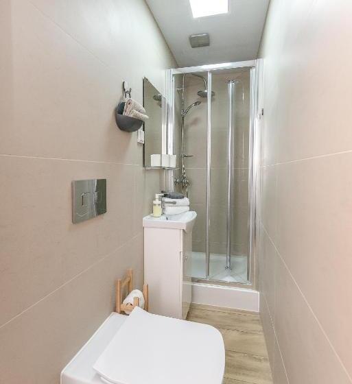 استودیوی لوکس, Willa Biały Domek