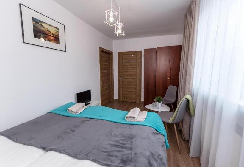 استودیو خانوادگی, Willa Biały Domek