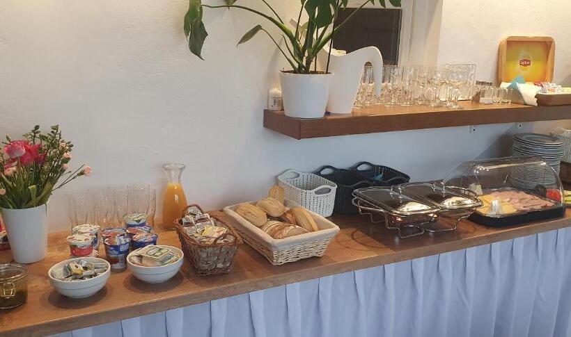 اتاق لوکس سه تخته, Willa Biały Domek