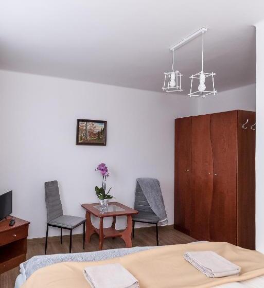 اتاق سوپریور با چشمانداز کوهستان, Willa Biały Domek