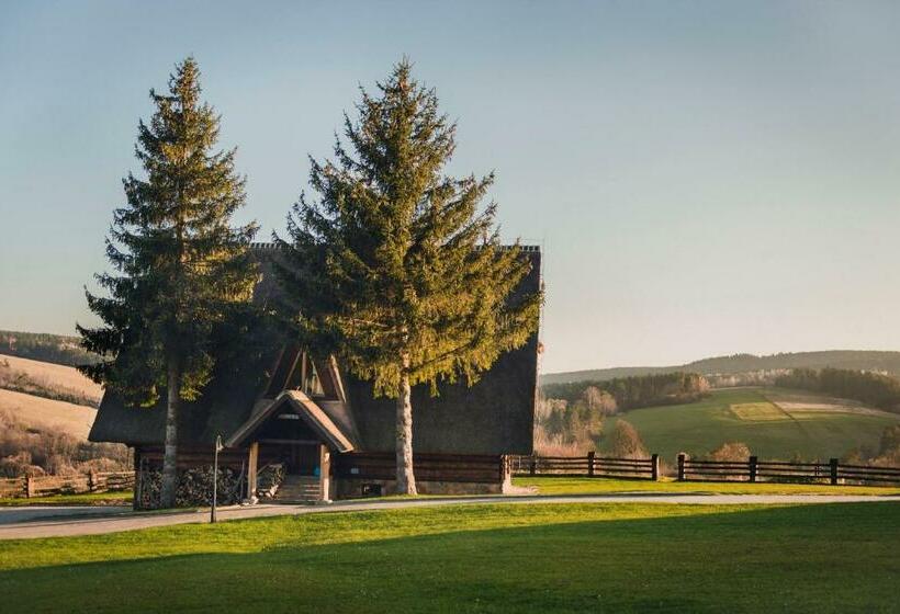 فيلا غرفة نوم واحدة, Wille Trójca