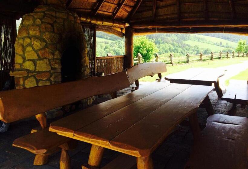 غرفة قياسية فردية, Wille Trójca