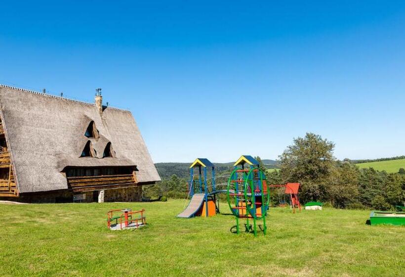 غرفة قياسية فردية, Wille Trójca