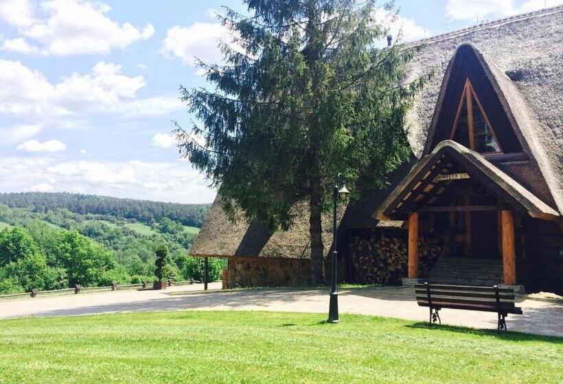 فيلا غرفة نوم واحدة, Wille Trójca