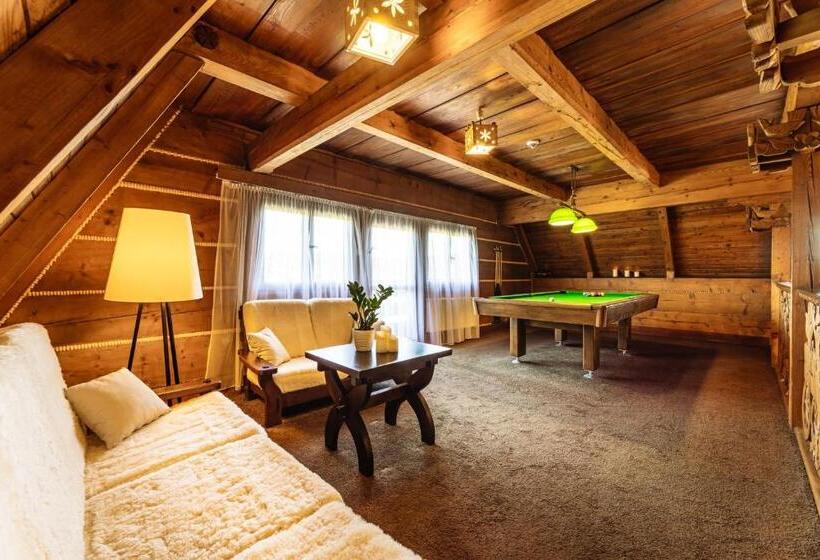 فيلا غرفة نوم واحدة, Wille Trójca