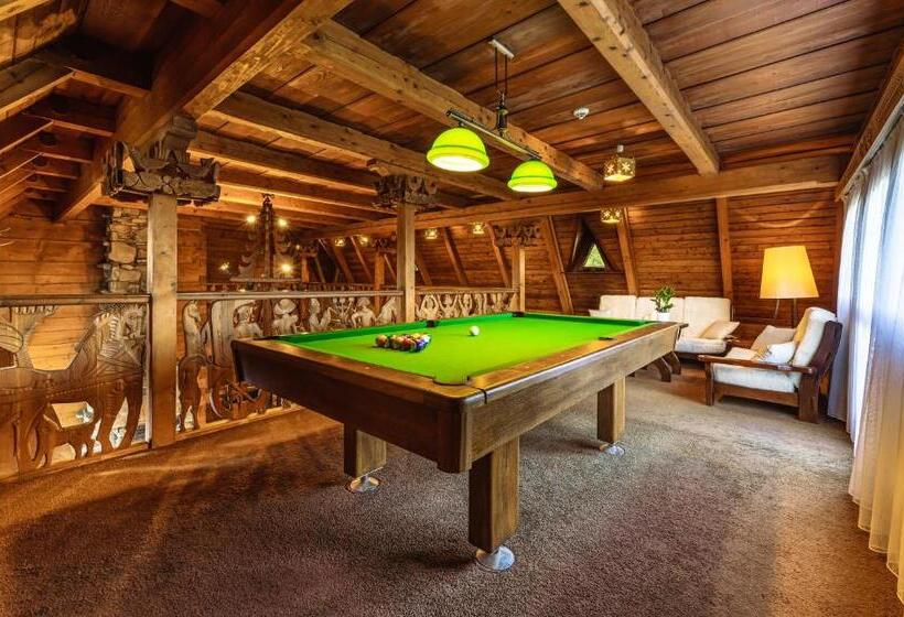 فيلا غرفة نوم واحدة, Wille Trójca