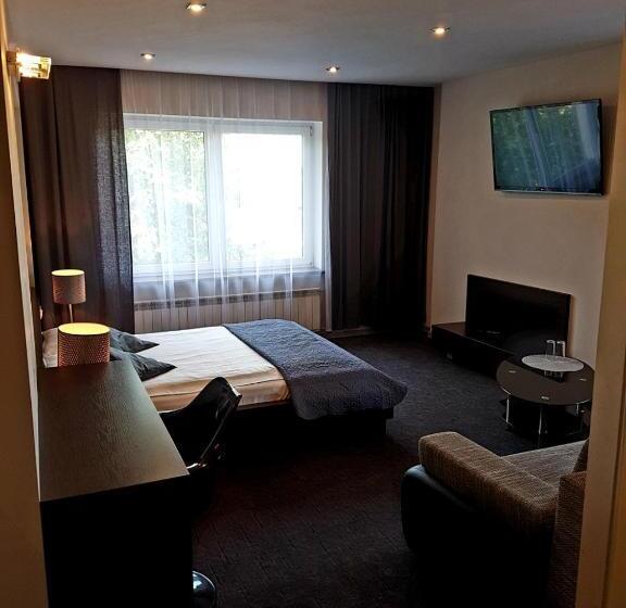 חדר דלוקס, Azymut Hotel & Restaurant