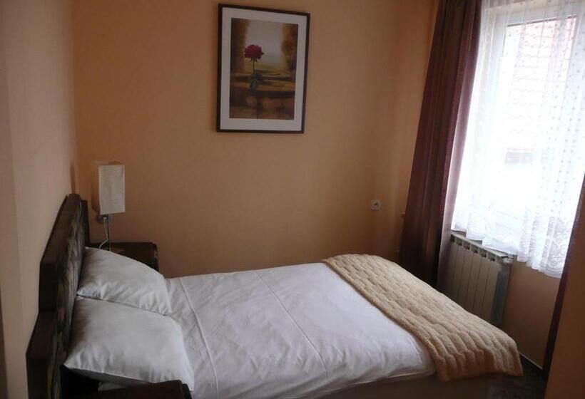 חדר סטנדרט, Azymut Hotel & Restaurant