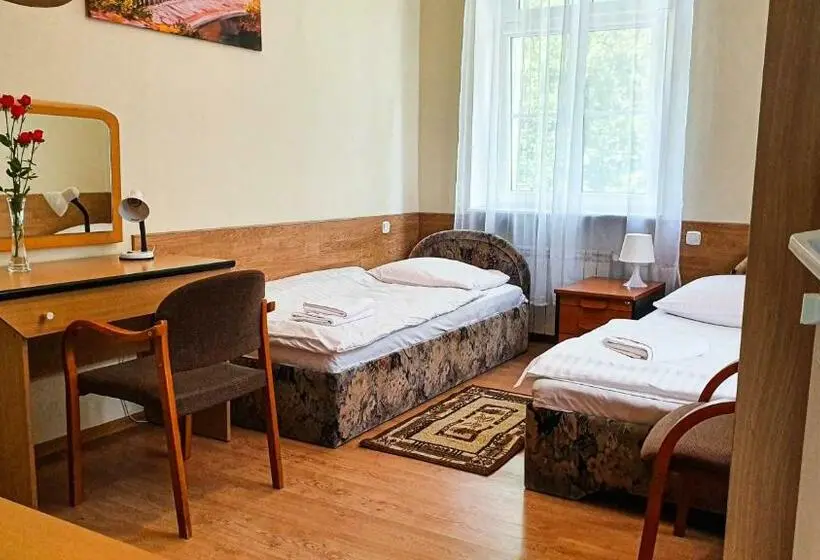 Standard-huone, Dworek Brodowo Restauracja Hotel Przyjęcia