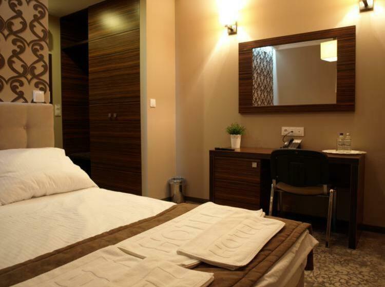 スタンダードシングルルーム, Kamiza