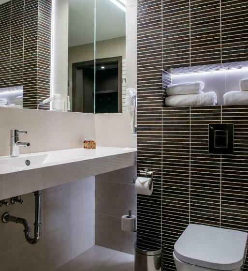 חדר סטנדרט, Kosma