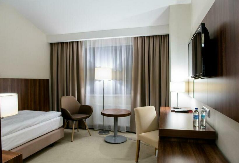 חדר סטנדרט יחיד, Kosma