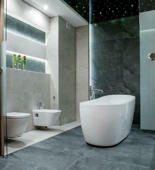 דירת חדר דלוקס, Kosma