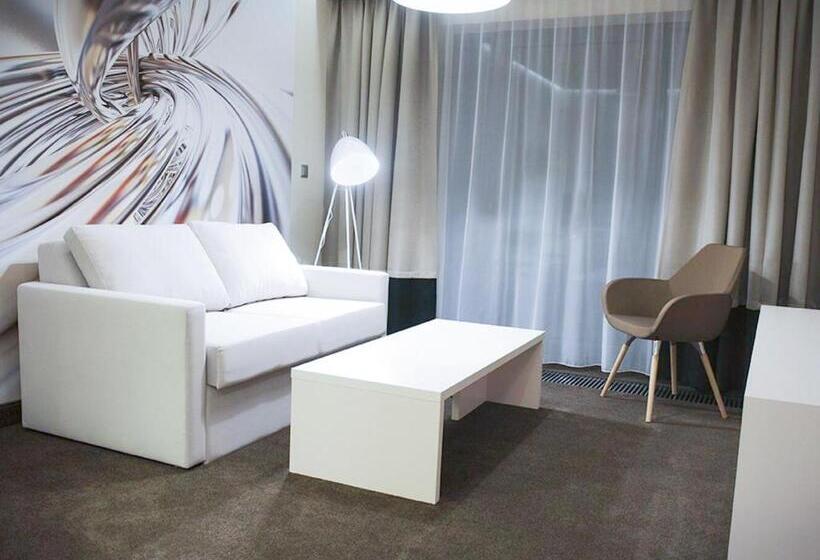 חדר סטנדרט מותאם לאדם עם מוגבלויות, Kosma