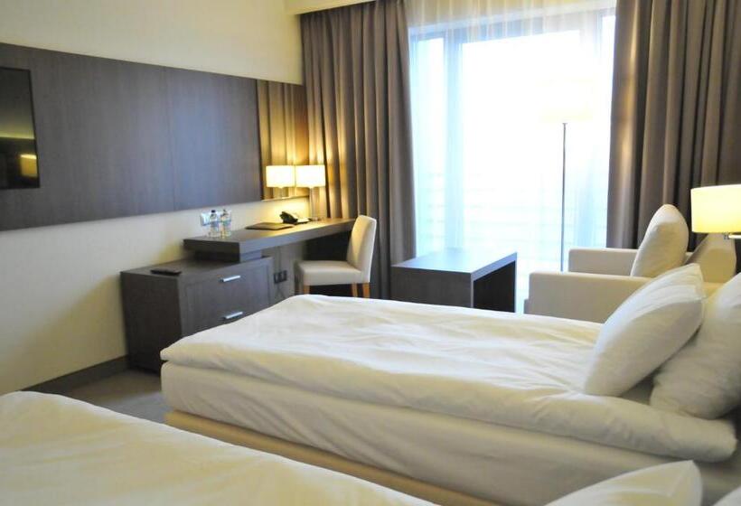 חדר דלוקס, Kosma