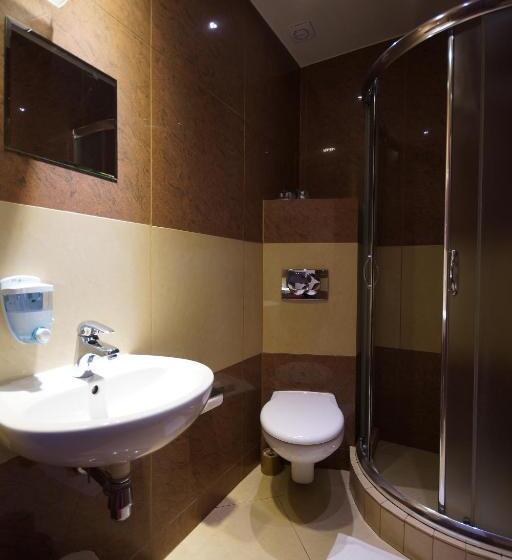 חדר סטנדרט, Kozak