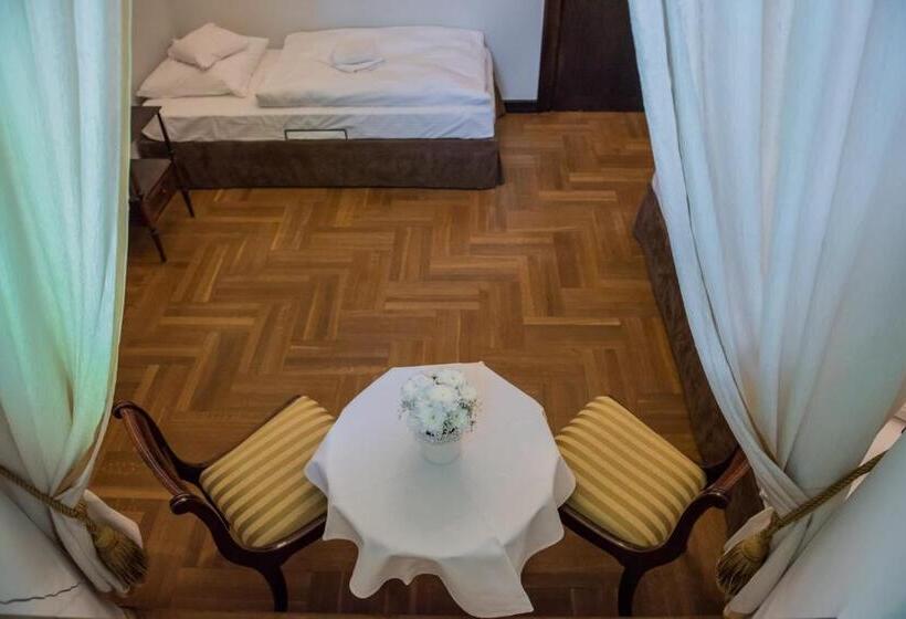 חדר סטודיו סטנדרד, Palac W Rybnej