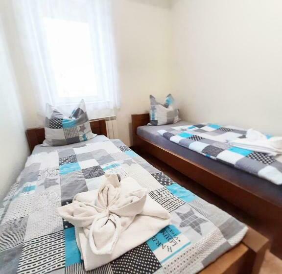 اتاق استاندارد, Radomsko