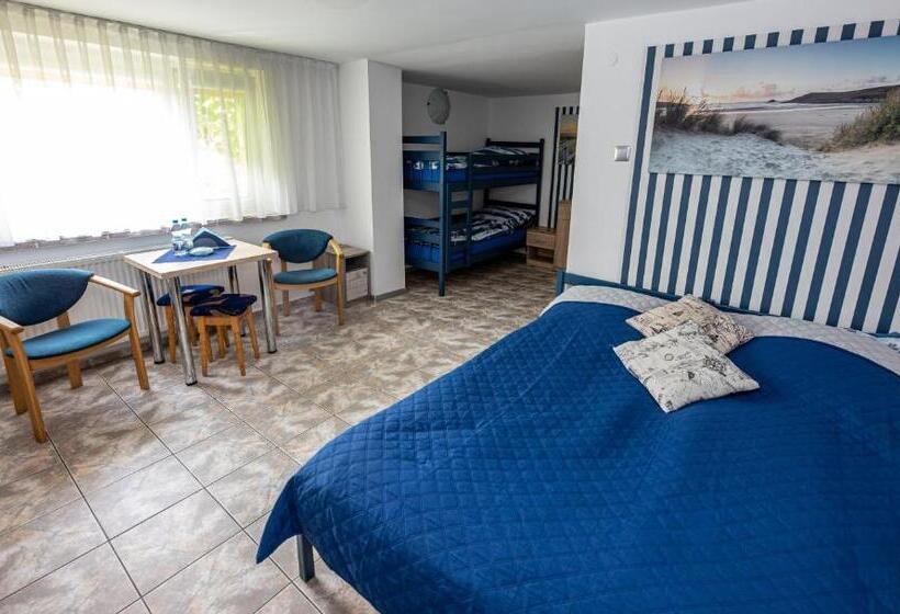 اتاق خانوادگی, Dom Wypoczynkowy Anna   Opcjonalnie śniadania W Starej Piekarni