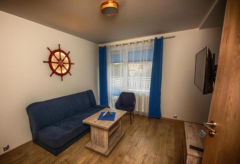 اتاق لوکس سه تخته, Dom Wypoczynkowy Anna   Opcjonalnie śniadania W Starej Piekarni