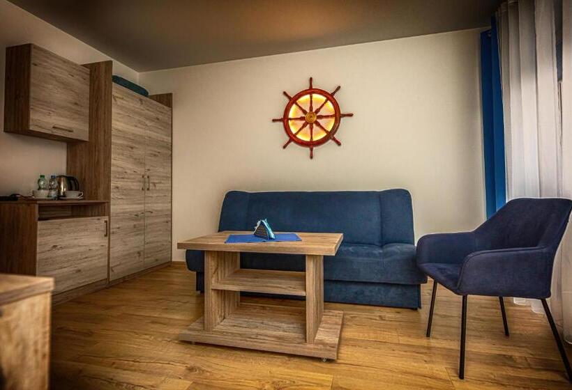 اتاق لوکس سه تخته, Dom Wypoczynkowy Anna   Opcjonalnie śniadania W Starej Piekarni