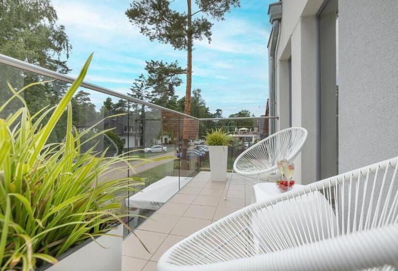 חדר דלוקס, Majestique