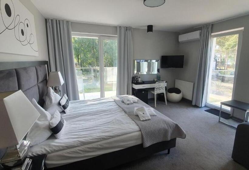 חדר דלוקס, Majestique