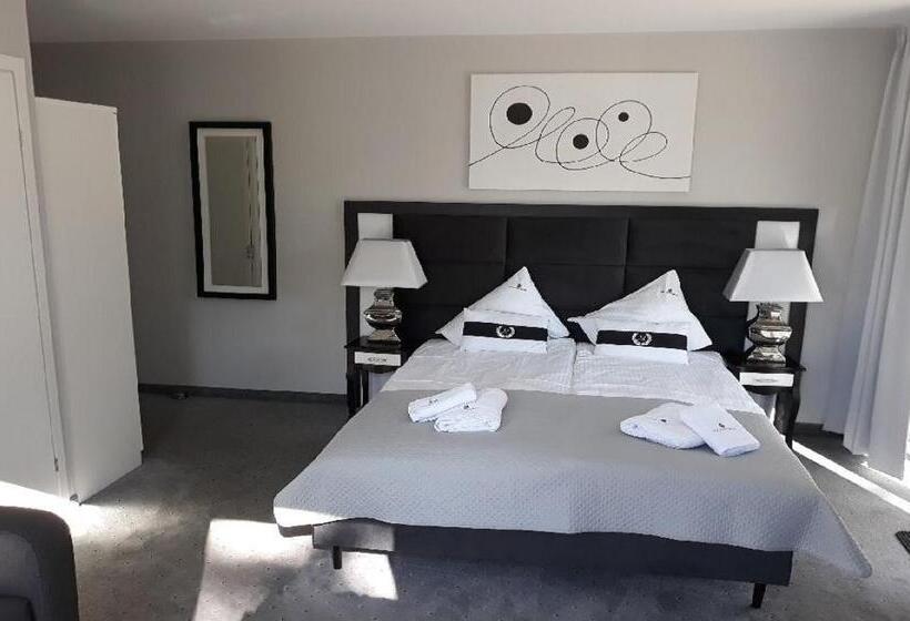 חדר דלוקס, Majestique