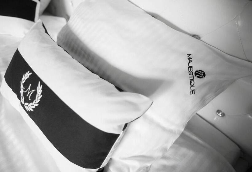 חדר סופריור, Majestique