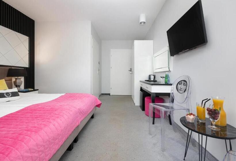 חדר סופריור נוף לגינה, Majestique