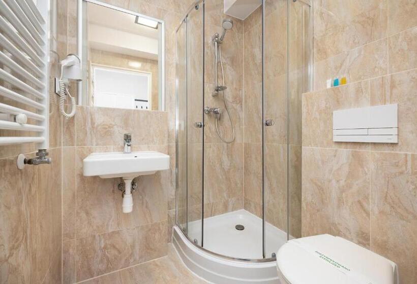 חדר סופריור נוף לגינה, Majestique