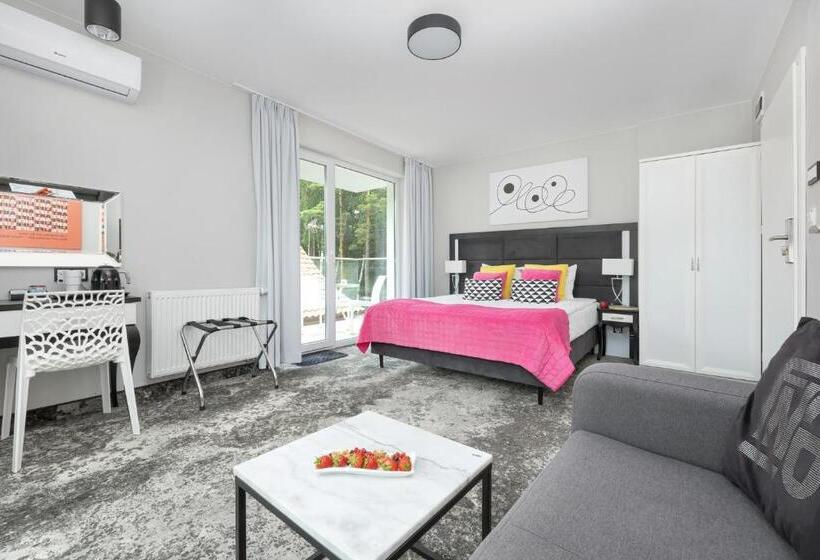 חדר דלוקס, Majestique