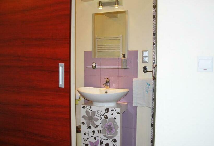 スタンダードルーム, Pensjonacik Ogrody