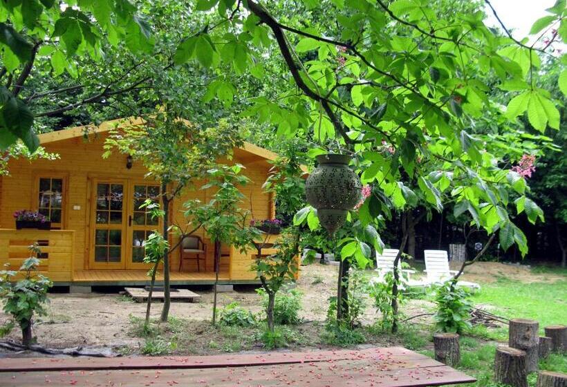 １ベッドルームハウス, Pensjonacik Ogrody