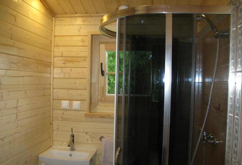 １ベッドルームハウス, Pensjonacik Ogrody