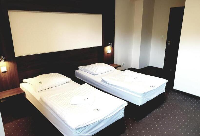 スタンダードスタジオ, Perła Podhala