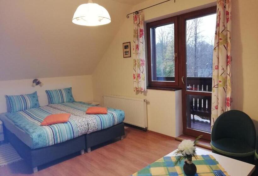 수피리어 패밀리 룸, Willa Storczyk