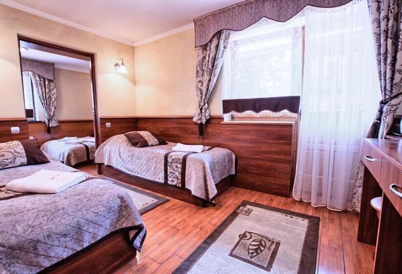 اتاق خانوادگی, Willa Zakobystra