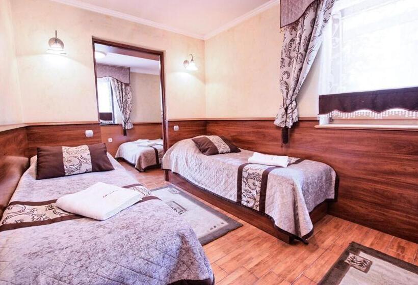 اتاق خانوادگی, Willa Zakobystra